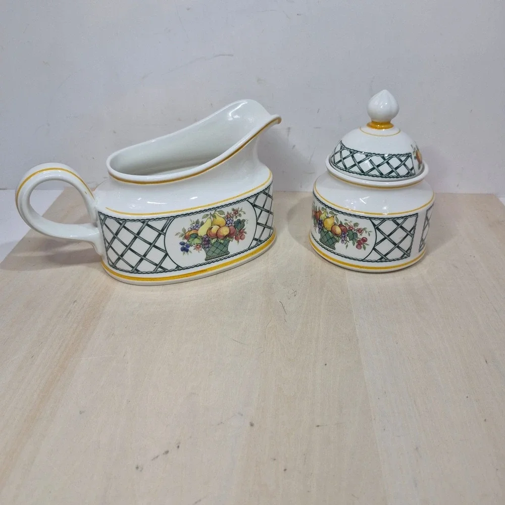 Villeroy & Boch Basket Creamer and Sugar Bowl Set Vitro-Porzellan Germany Fruit